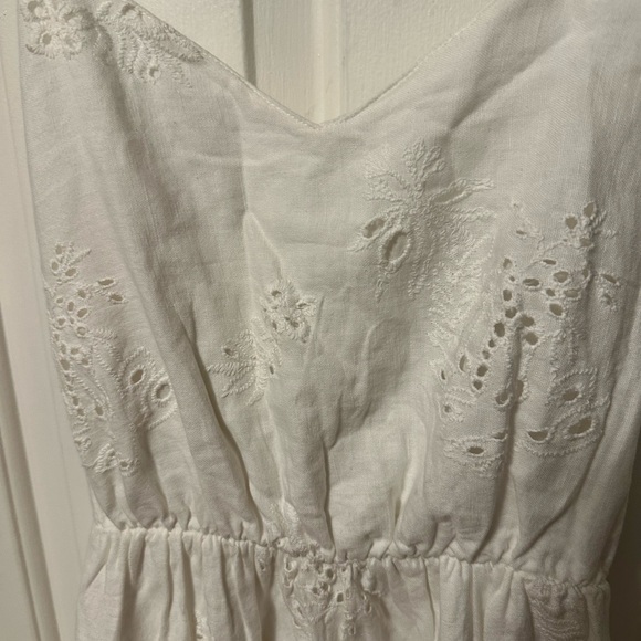 Brand new white summer open back Zara dress - Picture 2 of 4